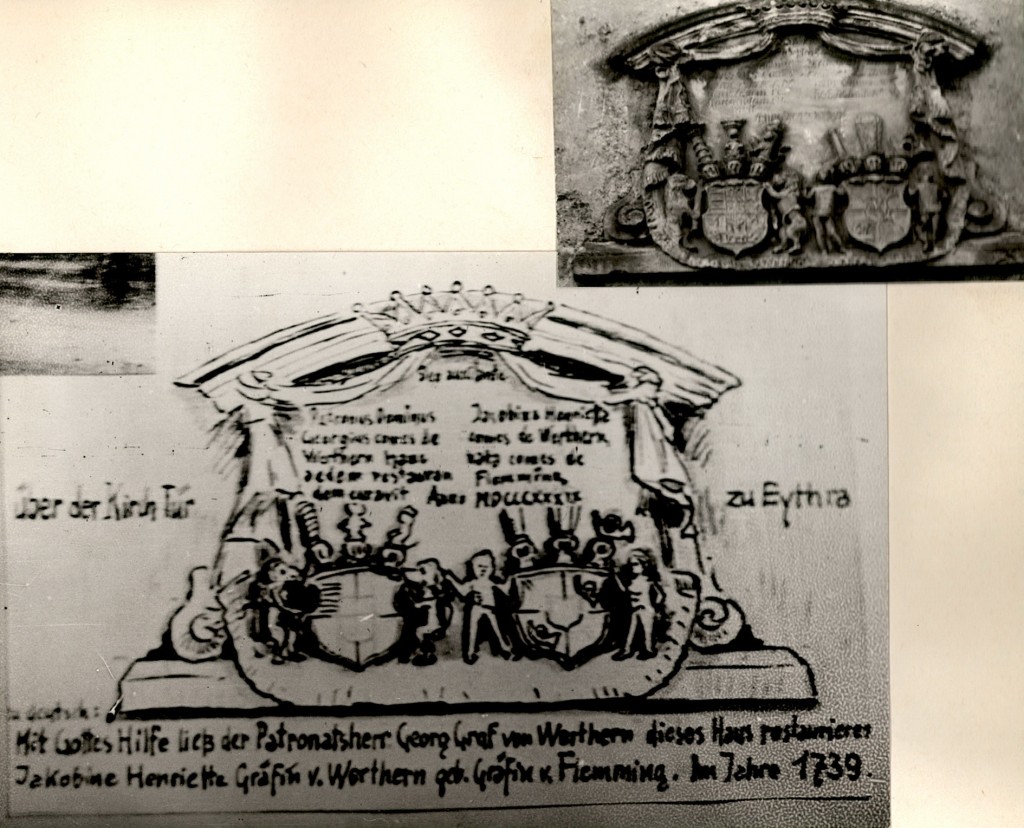 1739 Wappen über der Kirchentür