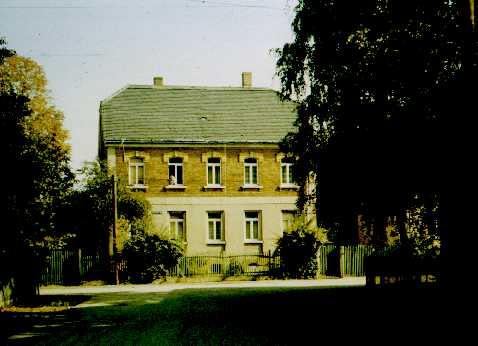 Eythra Neuhofer Straße 8